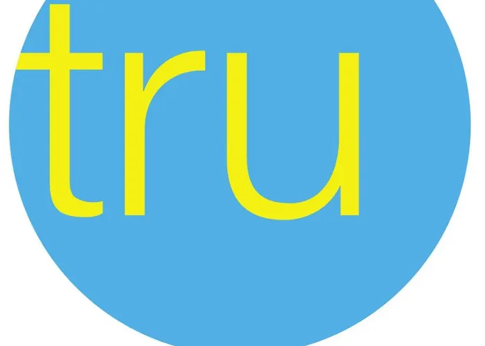 Tru By Hilton Worth Worth Hotel