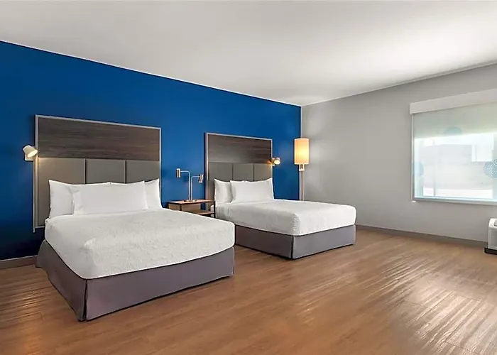 Hotel Tru By Hilton Worth Worth