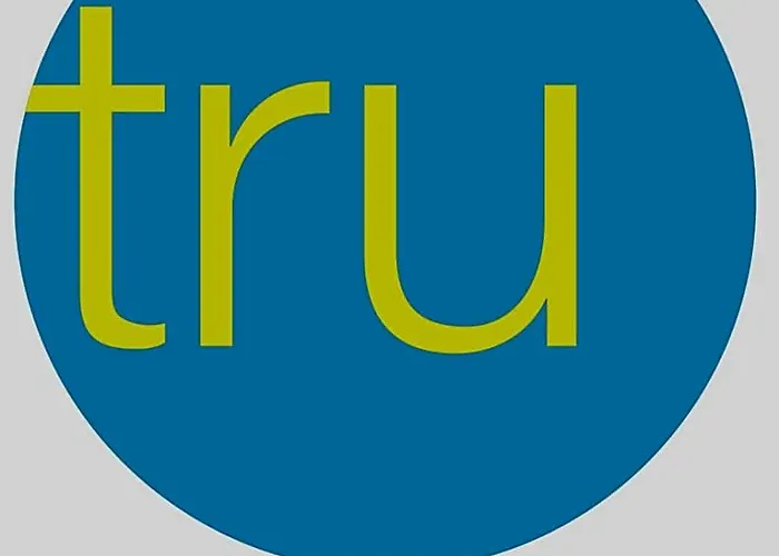 Tru By Hilton Worth Worth Hotel